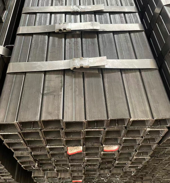 保亭工业用梯子 镀锌管焊接梯子 铁梯子方管梯